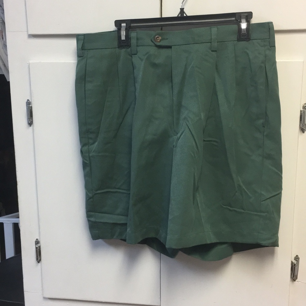Haggar khaki shorts